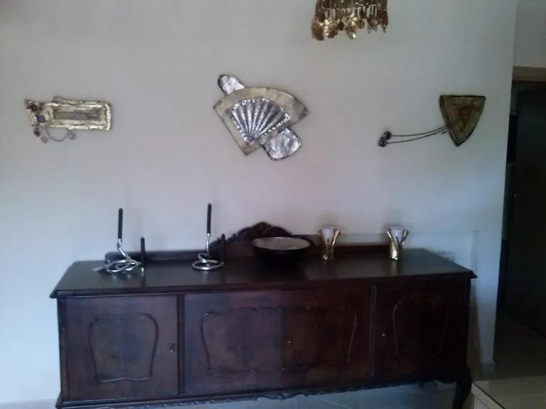 Artistic Comfy Apt +Exotic Garden Apartment Nea Michaniona 0*,